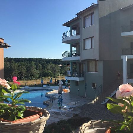 Dream Bay Family Hotel 茨雷沃 外观 照片